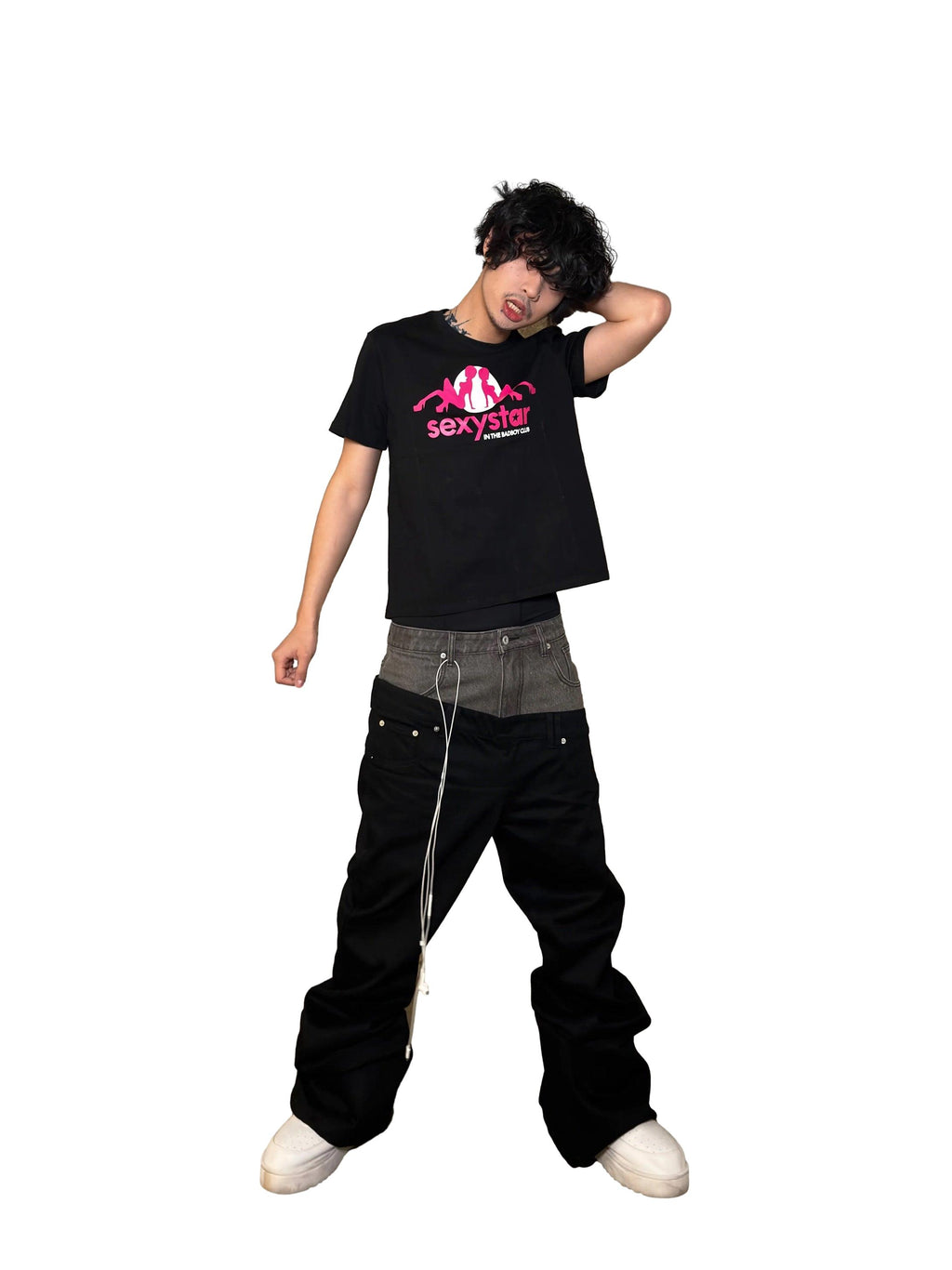 *RYE CHASIN "SEXYSTAR" GRAPHIC TEE BLACK