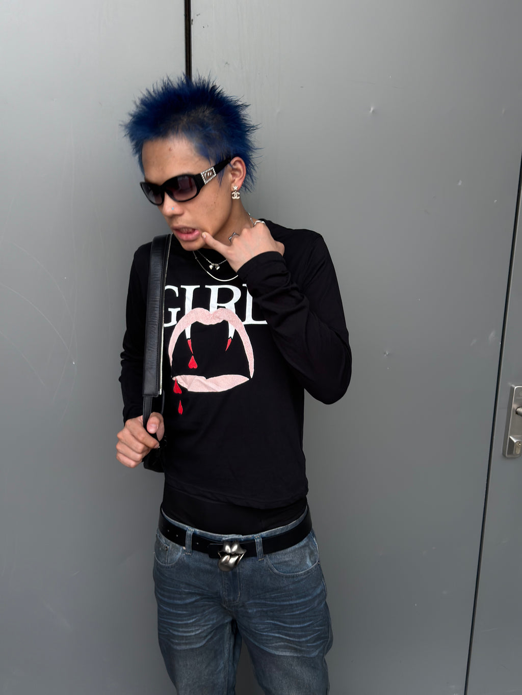 *RYE CHASIN  "VAMP GIRL" SLP BOOTLE SLIM LONG SLEEVE TEE