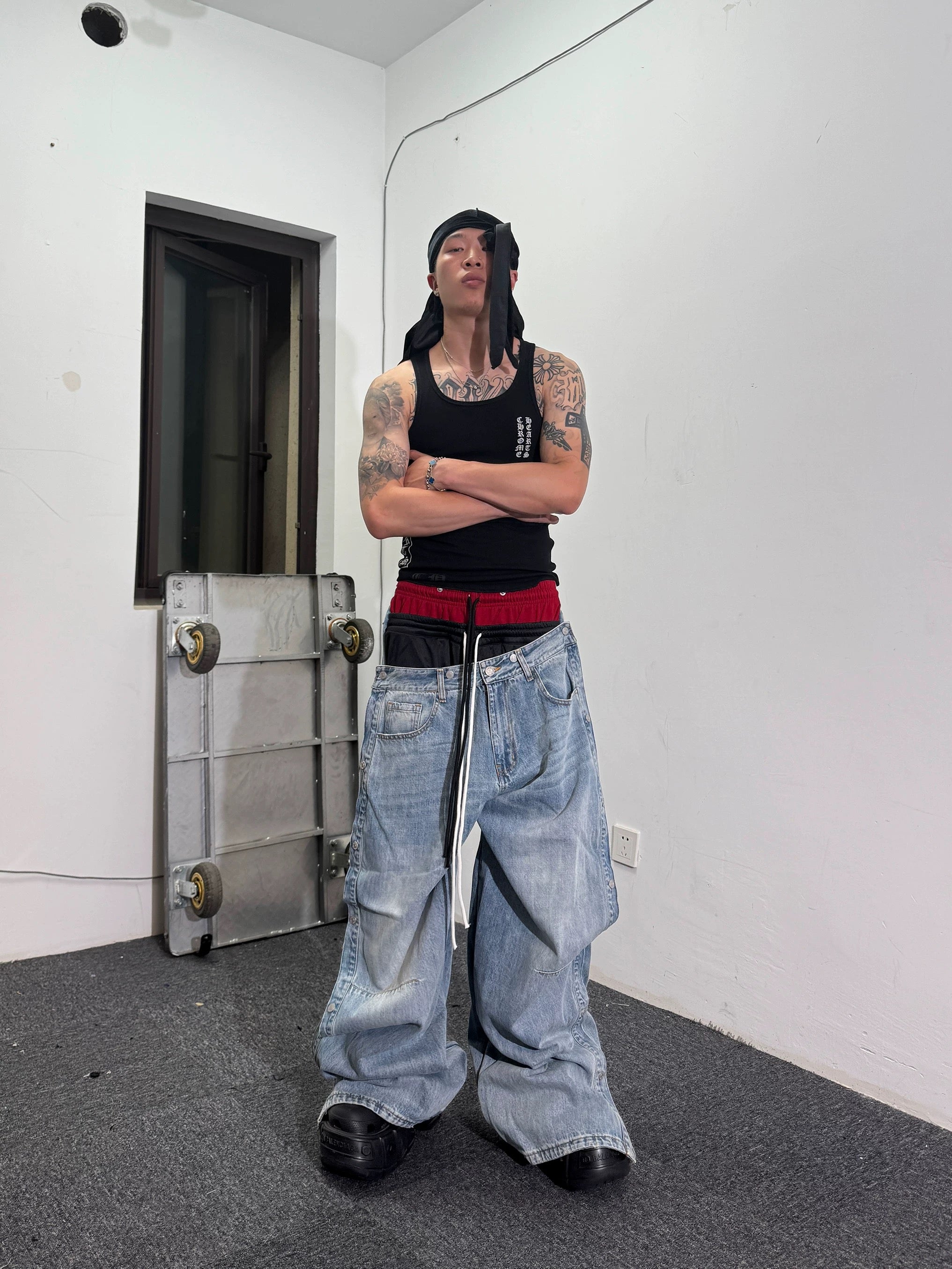 *RYE CHASIN *"MULTI-SAGGIN" WASHED DENIM*