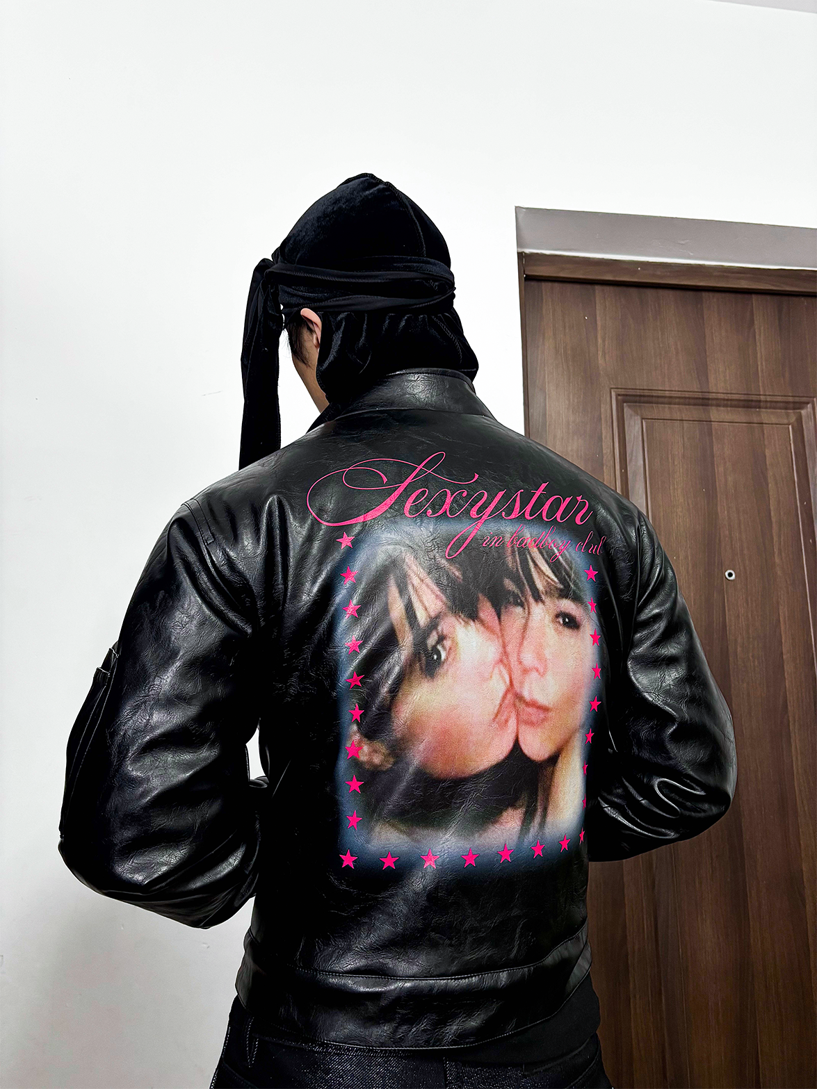 *RYE CHASIN “SEXY STARS” PRINTED LEATHER PADDED CROPPED BOMBER