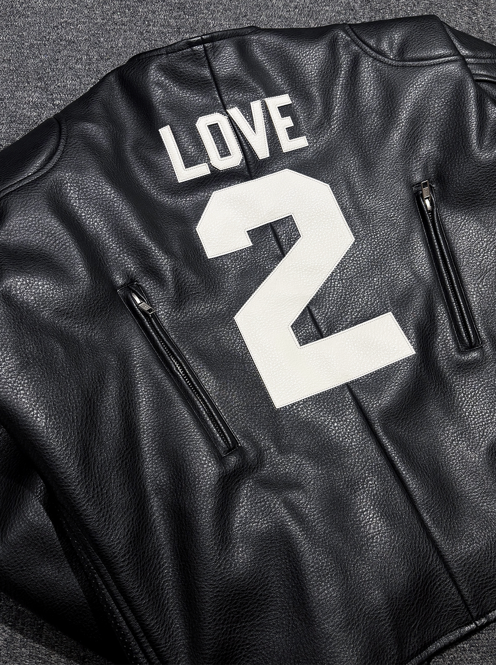 *RYE CHASIN NYFW RUNWAY COLLECTION "愛" ASIAN BOSOZOKU SLIM-FIT LEATHER RACING JACKET