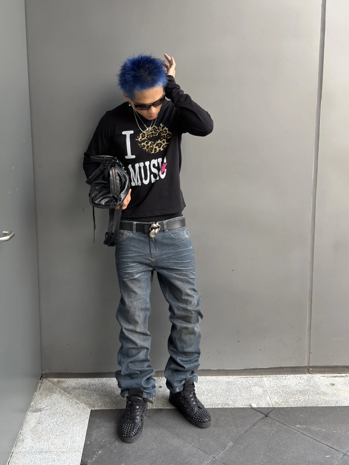 *RYE CHASIN NYFW DIRTY WASH 3D WHISKER SLIM STRAIGHT JEANS