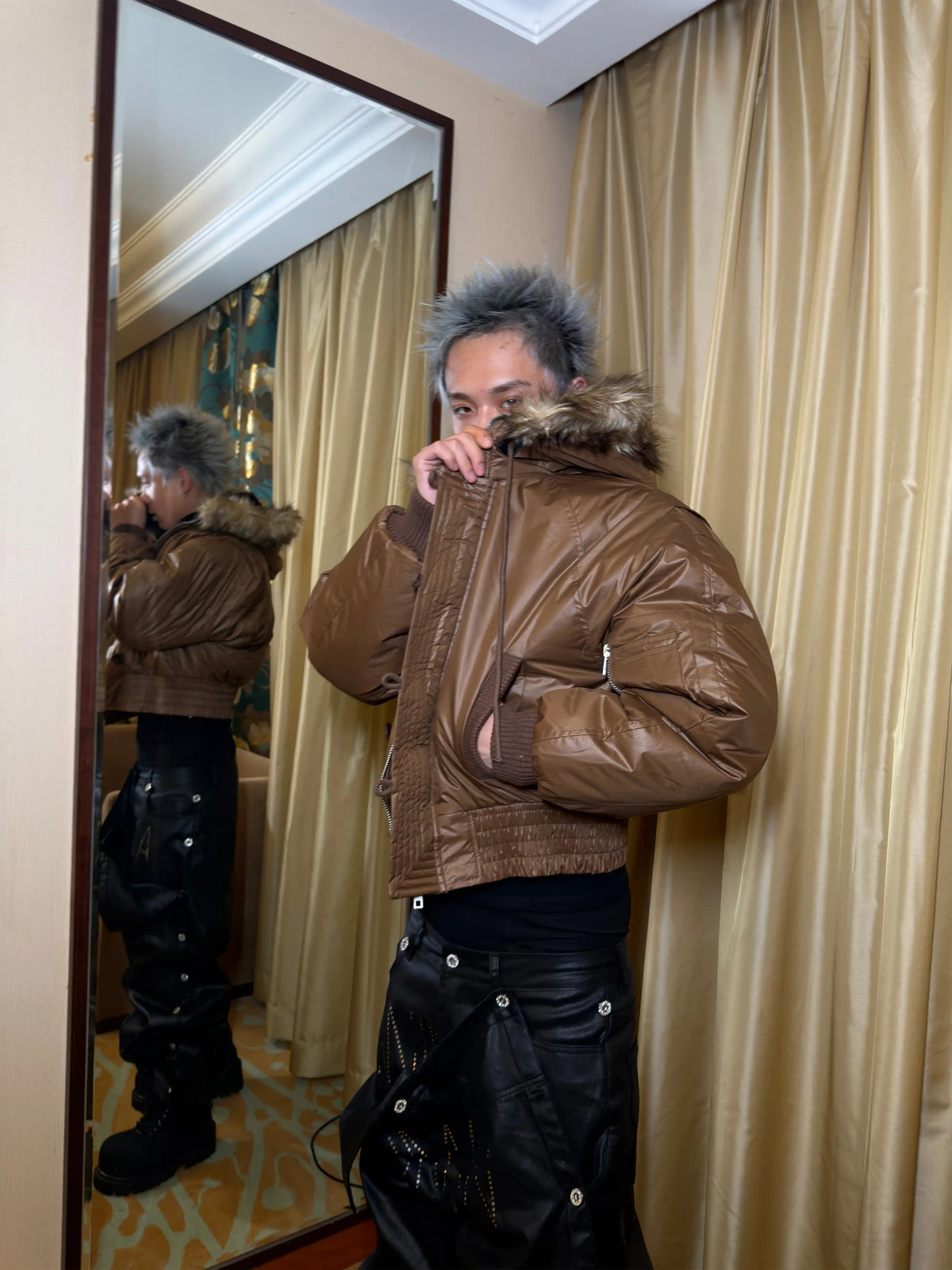 *RYE CHASIN NYFW RUNWAY COLLECTION CLASSIC N2B BROWN FUR-COLLAR PADDED BOMBER JACKET