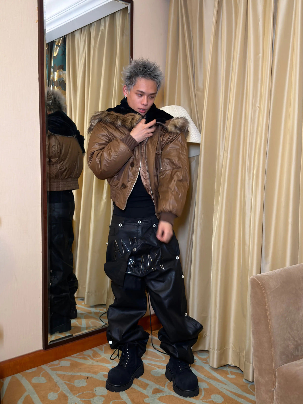 *RYE CHASIN NYFW RUNWAY COLLECTION CLASSIC N2B BROWN FUR-COLLAR PADDED BOMBER JACKET