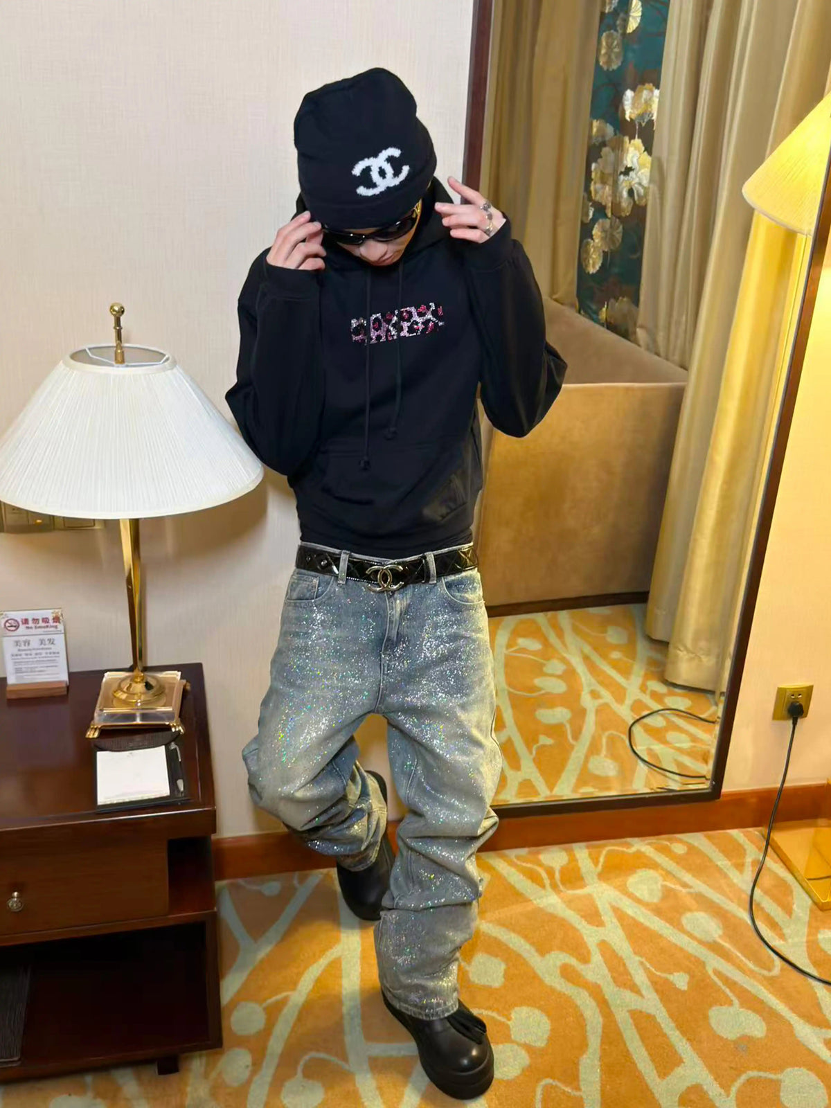 *RYE CHASIN BOX NO-LOGO CLASSIC RHINESTONE SLIM-FIT PULLOVER HOODIE