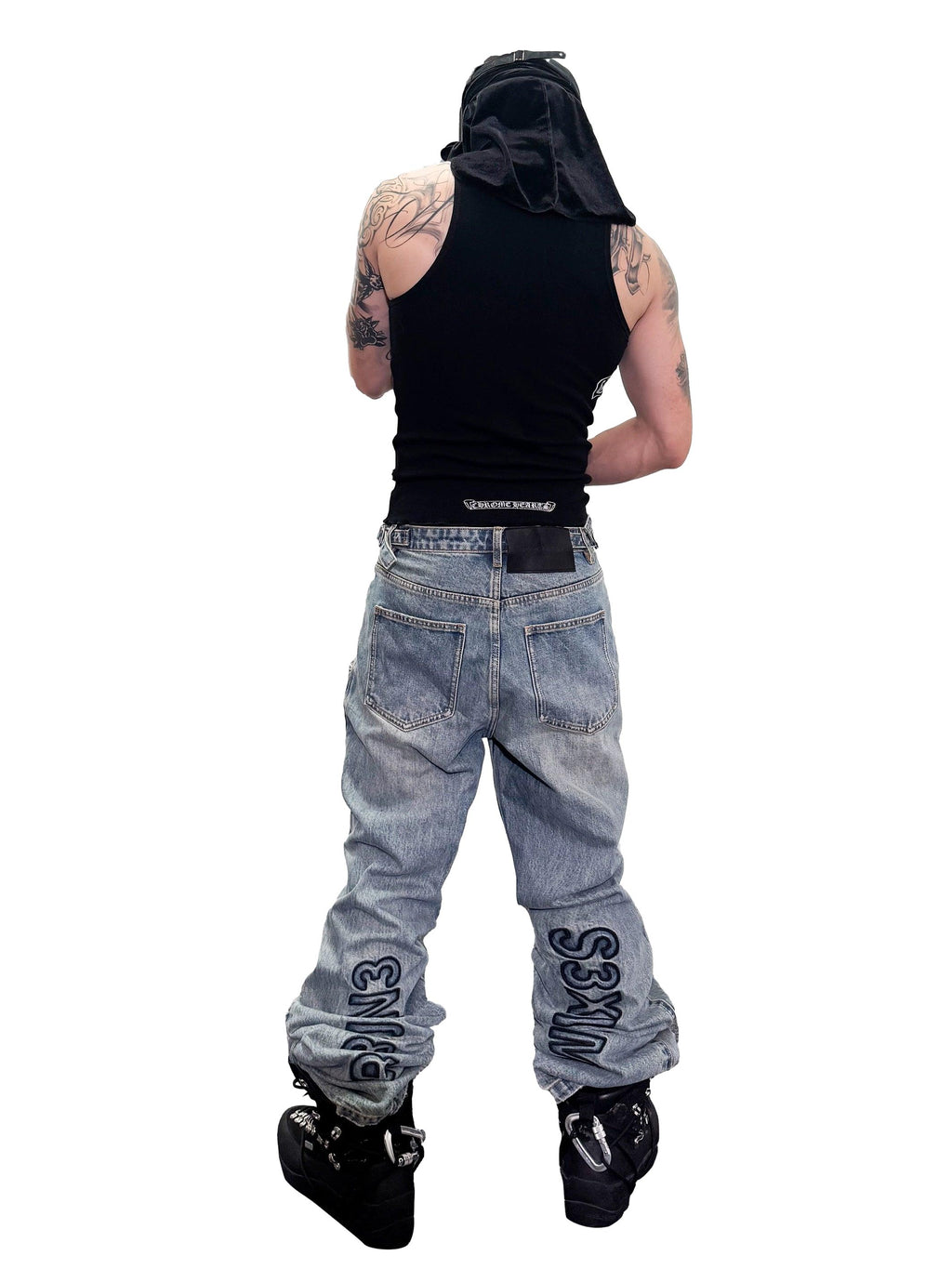 *RYECHASIN *BLUE FLARED BUCKLE JEAN