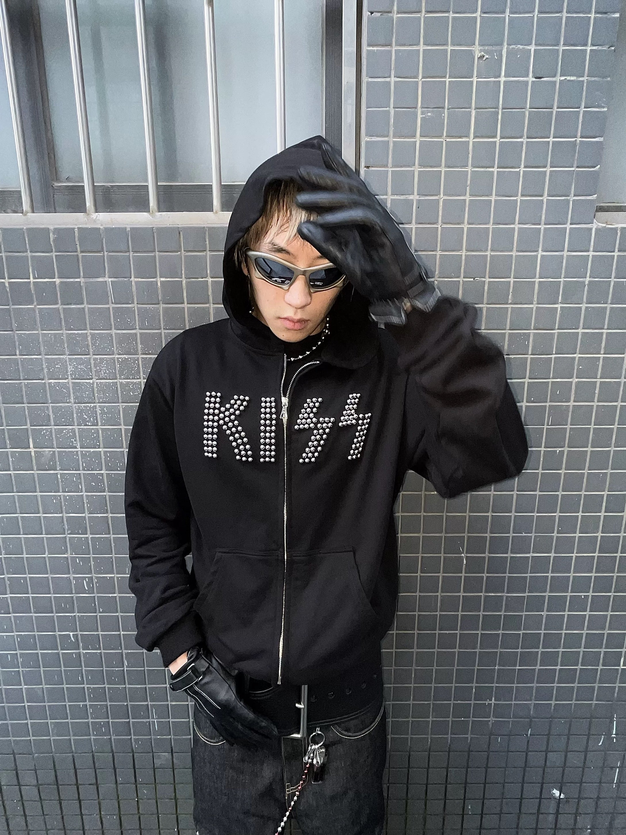 *RYE CHASIN  "KISS" ZIP-UP HOODIE