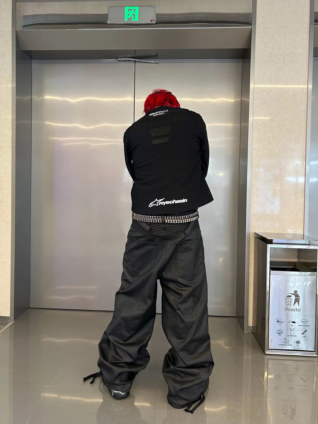 *RYE CHASIN *VINYL BRUSH WAX  BAGGY CARGO JEANS