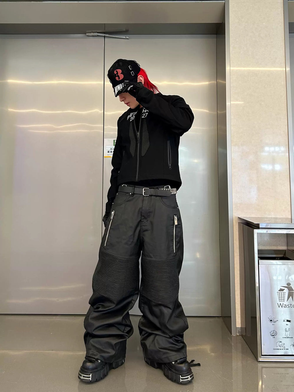 *RYE CHASIN *VINYL BRUSH WAX  BAGGY CARGO JEANS